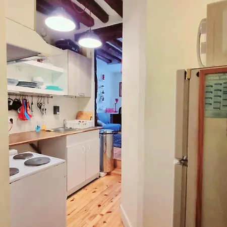 Cozy Le Marais With 1 Separate Bed * Париж