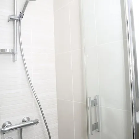 Cozy Le Marais With 1 Separate Bed * Париж